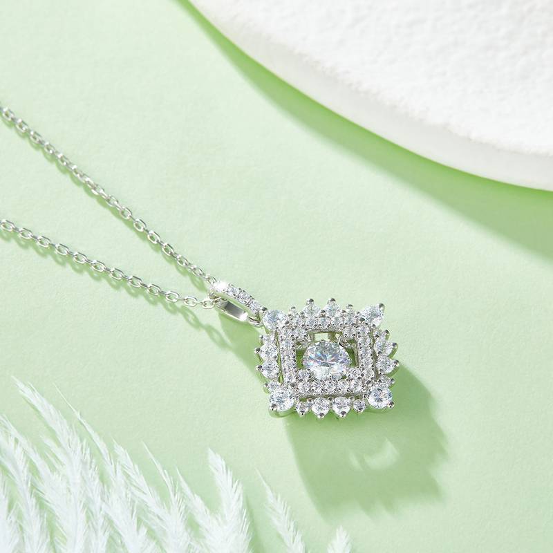Dynamic and Shining S925 Silver Plated Platinum Moissanite Diamond Necklace 50 Points D-Class